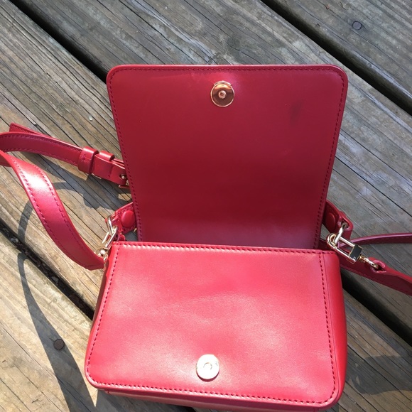 Authentic Tory Burch Purse - Picture 3 of 15